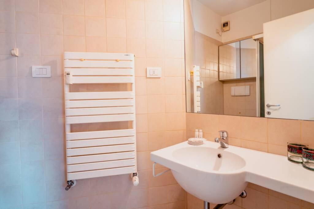 Grand Central Ventimiglia - Wifi & Parking Εξωτερικό φωτογραφία